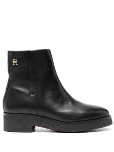 Tommy Hilfiger bottines en cuir à plaque logo - Noir