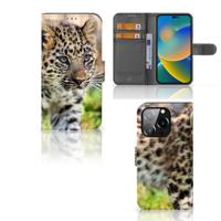 iPhone 14 Pro | Telefoonhoesje | Met pasjeshouder | Baby Luipaard