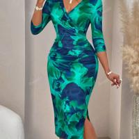 Women's Wave Print Ruched Bodycon Dress - Elegant V-Neck Midi Green / XL