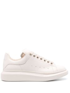 Alexander McQueen baskets Oversize en cuir - Blanc