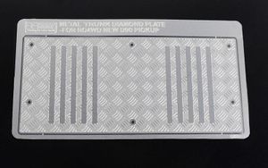 RC4WD Steel Diamond Tailgate Plate for RC4WD Gelande II 2015 Land Rover Defender D90 (Pick-Up) (VVV-C1087)