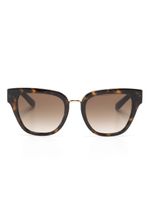 Dolce & Gabbana Eyewear lunettes de soleil à logo DG - Marron