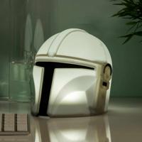 Disney Star Wars Mandalorian helm lamp