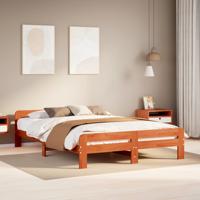 Bedframe zonder matras massief grenenhout wasbruin 140x200 cm