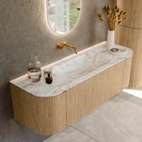 Badmeubel Mondiaz Kurve-Dlux | 140 cm | Meubelkleur Oak | Wastafelkleur Glace | Solid surface | Midden spoelbak | Zonder kraangat(en) Badmeubel Mondiaz Kurve-Dlux | 140 cm | Meubelkleur Oak | Wastafelkleur Glace | Solid surface | Midden spoelbak | Zonder kraangat(en)