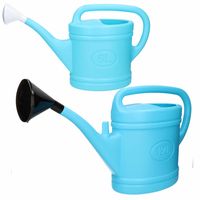 Tuin water gieters set 2x stuks van 6 en 12 liter inhoud lichtblauw