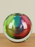 Bol vaasje regenboog, 16 cm. Bol vaasje regenboog, 16 cm.