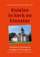 Knielen in kerk en klooster (Hardback)