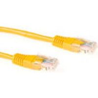 ACT Gele 1,5 meter U/UTP CAT5E patchkabel met RJ45 connectoren