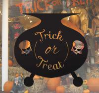 Halloween snoep heksenpan sticker