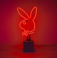 Playboy - Glas Neon " Playboy Bunny" Sign (Op Betonnen Basis) - Rood