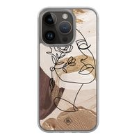 iPhone 13 Pro hybride hoesje - Abstract gezicht bruin