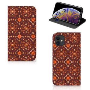 Apple iPhone 11 Hoesje met Magneet Batik Brown