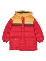 Gucci Kids manteau matelassé à patch logo - Rouge