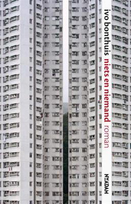 Niets en niemand (Paperback)