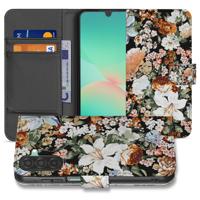 PU Leer Portemonnee Hoes Dark Flowers Voor Samsung Galaxy A17 Met 3 Pasjes