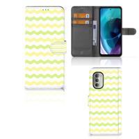 Motorola Moto G51 5G | Telefoon Hoesje | Waves Yellow