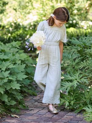 Katoenen gaaspakje met borduursel saliegroen
