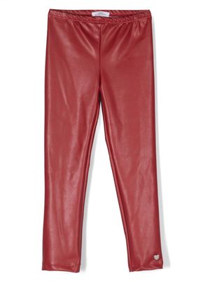 Monnalisa pantalon en cuir artificiel à plaque logo - Rouge