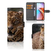 Motorola Edge 40 Pro | Telefoonhoesje | Met pasjeshouder | Luipaard