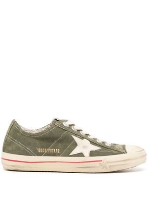 Golden Goose baskets V-Star en cuir - Vert