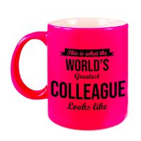 Worlds Greatest Colleague cadeau mok / beker neon roze 330 ml   -