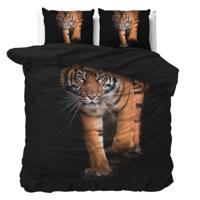 Dekbedovertrek Tiger Icon - Eenpersoons (140x200 cm) - Zwart Microvezel - Dessin: Dieren - Sleeptime Essentials - Dekbed-Discounter.nl Dekbedovertrek Tiger Icon - Eenpersoons (140x200 cm) - Zwart Microvezel - Dessin: Dieren - Sleeptime Essentials - Dekbed-Discounter.nl