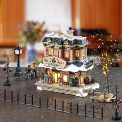 Kerstdorpminiatuur Holly Jolly Junction Set 14x47x26 cm - Lemax
