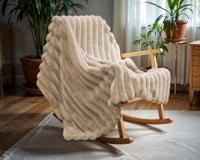 Primaviera Deluxe Rib Rabbit Fur plaid Zand 150 x 200 cm