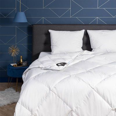 Dekbed Dons 65% ganzendons 4 Seizoenen - 4 seizoenen - 140x220 cm (Eenpersoons) - Presence - 370 gr (240 gr + 130 gr) - Dekbed-Discounter.nl
