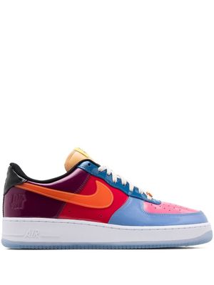 Nike x Undefeated baskets Air Force 1 - Bleu