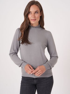 Trui met opstaande ruches kraag van cashmere melange
