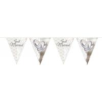 Folat Just Married vlaggenlijn - 10 meter - plastic - Bruiloft decoraties - huwelijk versieringen
