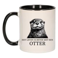 Cadeau mok voor de familie Otter - het leven is beter met - zwart - keramiek - 300 ml