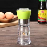 Multifunctionele kruiden tank keuken gadget handleiding creatieve peper Grinder (groen)