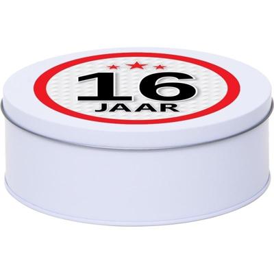 Leeftijd Snoeptrommel - koektrommel Cadeau - wit - rond blik - met 16 jaar sticker Leeftijd Snoeptrommel - koektrommel Cadeau - wit - rond blik - met 16 jaar sticker