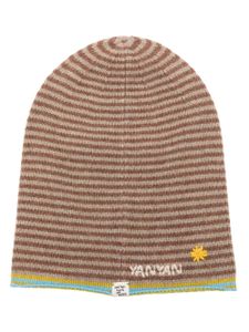 YANYAN KNITS bonnet rayé à logo brodé - Multicolore