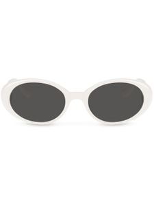 Dolce & Gabbana Eyewear lunettes de soleil Re-Edition DNA à monture ovale - Blanc