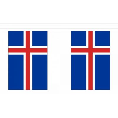 Ijsland vlaggetjes vlaggenlijn - 900 cm - polyester stof - binnen en buiten - landen versiering