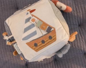 Little Dutch Sailor's Bay activiteitenkubus