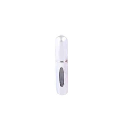 Portable mini aluminium hervulbare parfum fles spray lege cosmetische containers verstuiver capaciteit: 5ml (zilver)