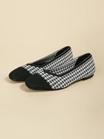 Breathable Stretch Knit Arch Support Insole Spacious Square Toe Shallow Shoes - thumbnail