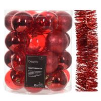 Kerstversiering set - rood - kerstballen 6 cm en kerstslinger - kunststof