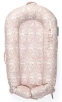 DockAtot Sleepyhead Deluxe+ Brer Rabbit roze babynestje met konijntjes print - ademend materiaal - 0 tot 8 maanden DockAtot Sleepyhead Deluxe+ Brer Rabbit roze babynestje met konijntjes print - ademend materiaal - 0 tot 8 maanden