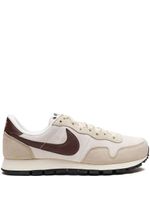 Nike baskets Air Pegasus 83 en daim - Tons neutres