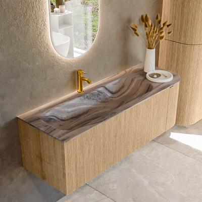 Badmeubel Mondiaz Kurve-Dlux | 135 cm | Meubelkleur Oak | Wastafelkleur Sombra | Solid surface | Wasbak linker zijde spoelbak | 1 kraangat