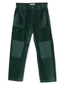 Stone Island Junior pantalon droit en velours côtelé - Vert