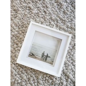 Deknudt Fotokader in wit met dubbele passe-partout 20x20 S67NK1