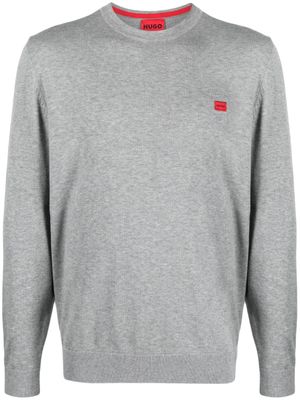 HUGO pull en maille fine à patch logo - Gris