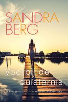 Voorbij de duisternis - Sandra Berg - ebook - thumbnail
